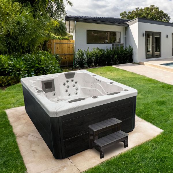 HOME DELUXE Outdoor Whirlpool WHITE MARBLE inkl. Treppe und Thermoabdeckung