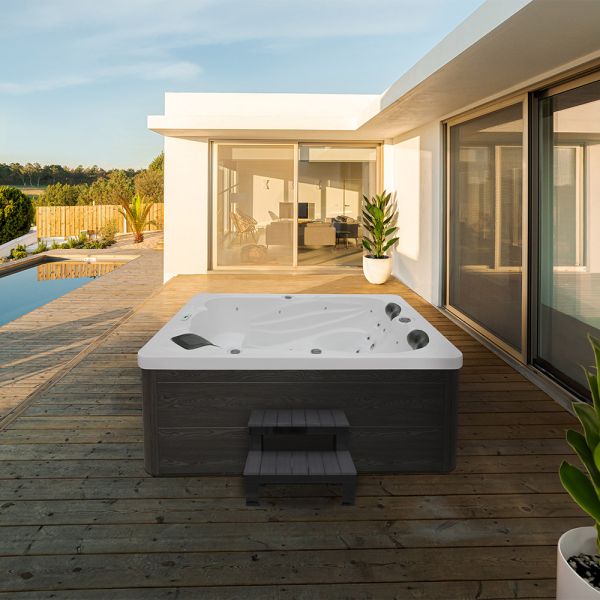 Outdoor Whirlpool SUNSET - Mit Treppe und Thermoabdeckung