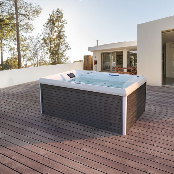 Outdoor Whirlpool STREAM PURE