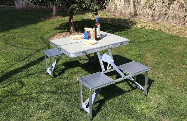 Klappmöbel-Set Outdoor Camping Klapptisch Tischset